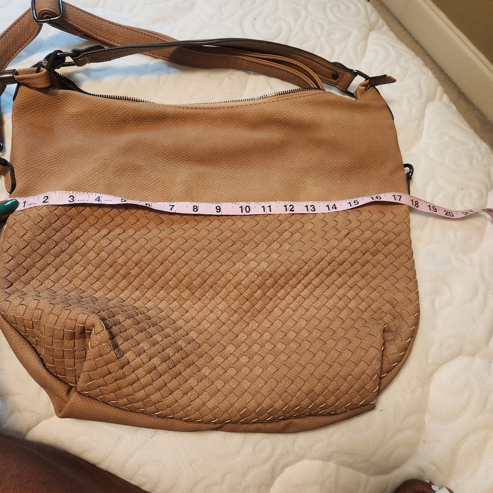 Kilamal  brown purse. Three compartments on the inside. Double shoulder … - Picture 4 of 9